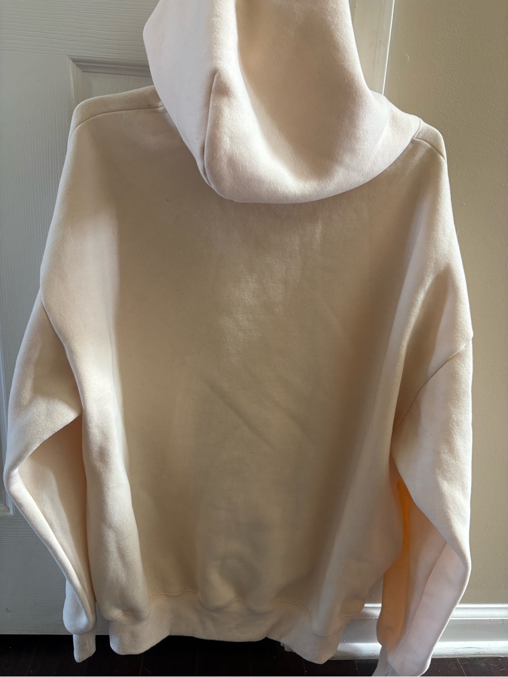Aelfric Eden Beige 'FEEL GOOD' Teddy Bear Graphic Hoodie Like New Small - Picture 2 of 4
